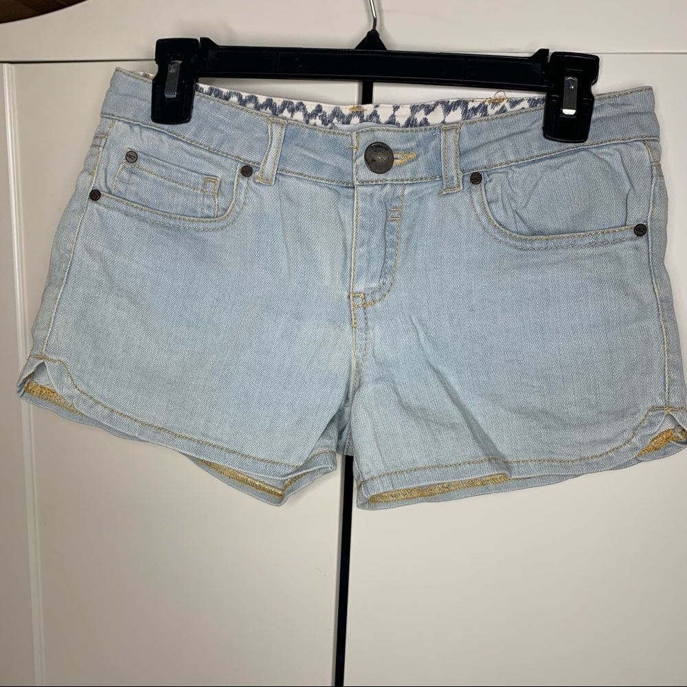 Girl’s O’Neill Shortie Light Wash Denim Shorts